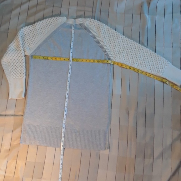 Banana Republic ivory & grey cotton sweater size L - Picture 3 of 3